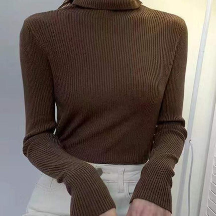 Chic Knitted Turtleneck Sweater: Perfect for Cozy Autumn Days