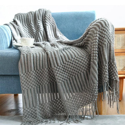 Chic Nordic Knitted Throw Blanket with Stylish Tassels - Essential Cozy Piece for Elegant Interiors
