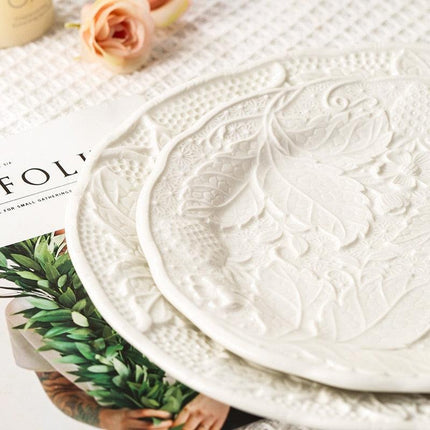 Artisan Crafted Grape Vine Ceramic Dinner Plate for Elegant Dining