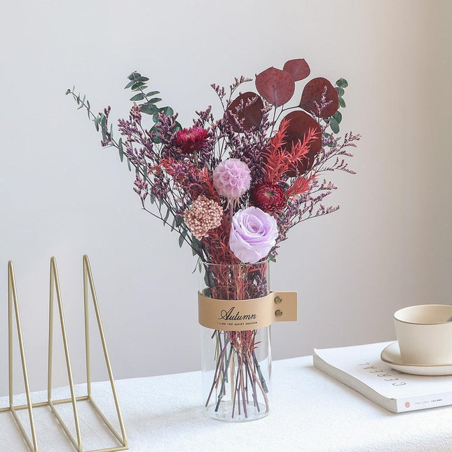 Elegant Eucalyptus and Daisy Dried Floral Display