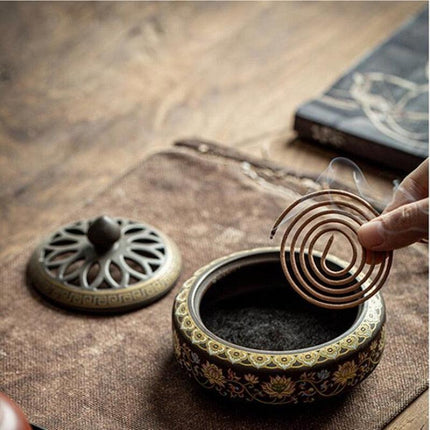 Zen Serenity: Handcrafted Ceramic Incense Holder for Tranquility