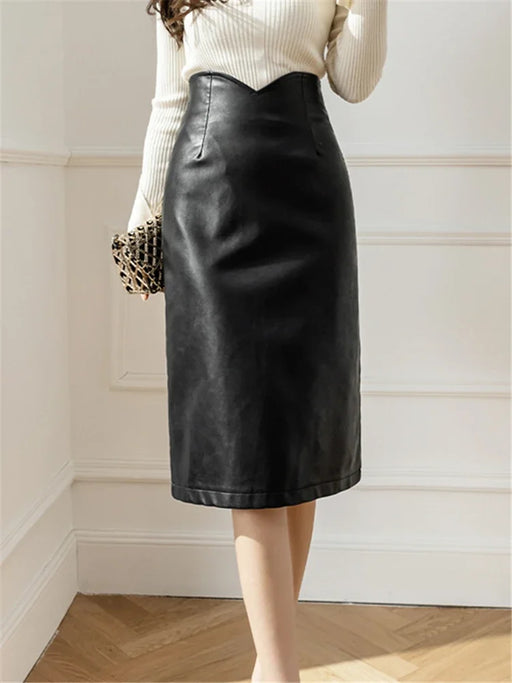 Sophisticated Black Faux Leather Midi Skirt: Luxe Pencil Style