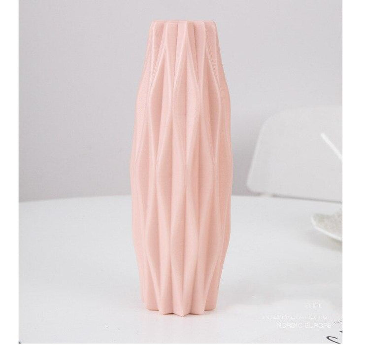 Elegant Nordic-Inspired Plastic Flower Vase with Ceramic Finish