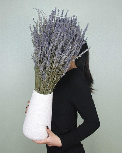 Elegance in Bloom: Exquisite Dried Lavender Bouquet for Weddings and Home Aesthetics