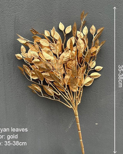 Elegant Golden Maple Leaf Home Decor Accent - Stunning Decorative Piece