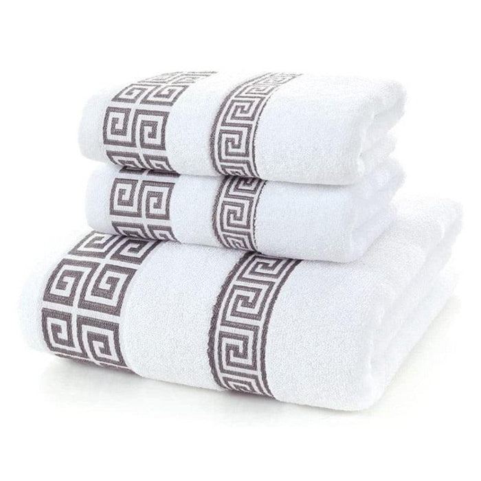 Luxurious White Cotton Bath Towel Set for Grown-Ups
