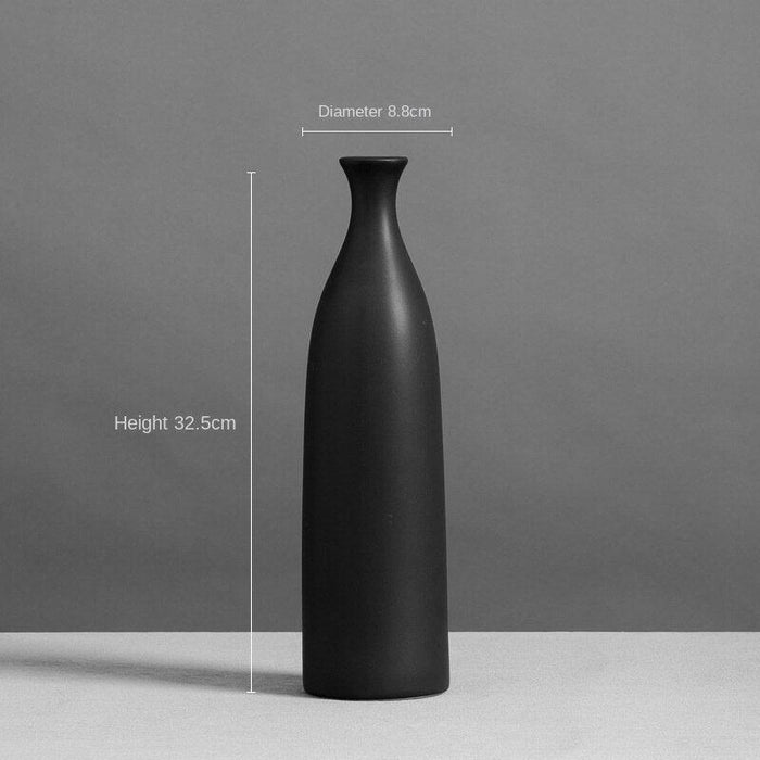 Exquisite Black Ceramic Vase with Sleek Tall Neck and Flexible Size Options