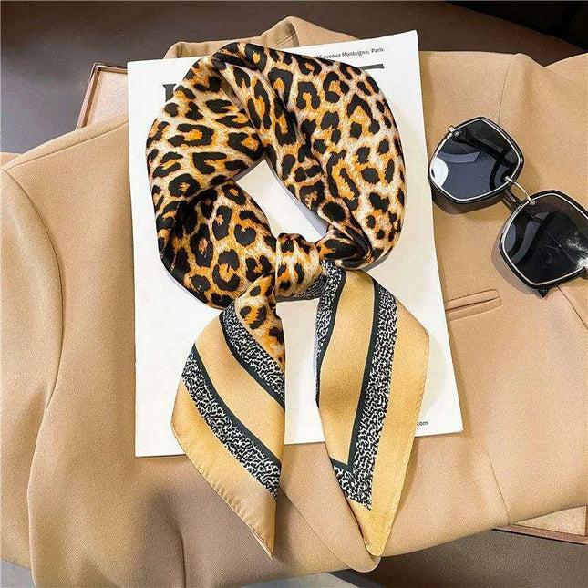 Elegant 70x70CM Printed Polyester Scarf for Timeless Style