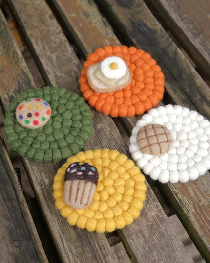 Elegant Round Wool Felt Coasters - Stylish Surface Protection Set