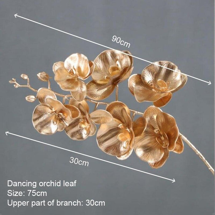 Elegant Golden Maple Leaf Home Decor Accent - Stunning Decorative Piece