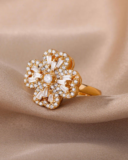 Elegant Four-Leaf Clover Stainless Steel Rings - A Touch of Luck and Style