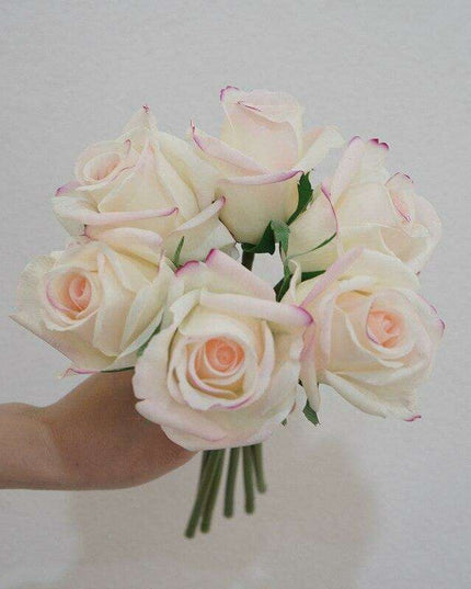 Elegant Snowy Mountain Silk Rose Arrangement