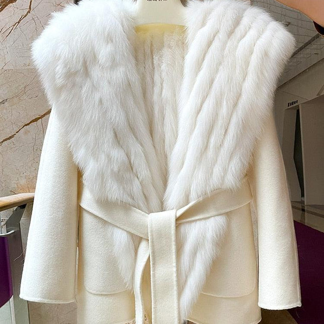 Elegant Hooded Wool and Cashmere Coat with Fox Fur Trim for Stylish Women