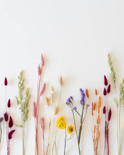 Elegant Dried Flower Arrangement: A Touch of Luxury for Home Decor