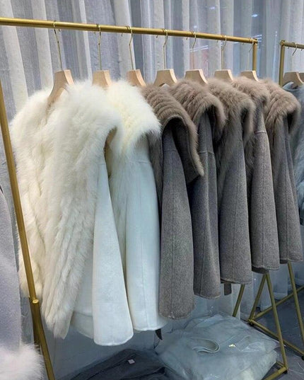 Elegant Hooded Wool and Cashmere Coat with Fox Fur Trim for Stylish Women