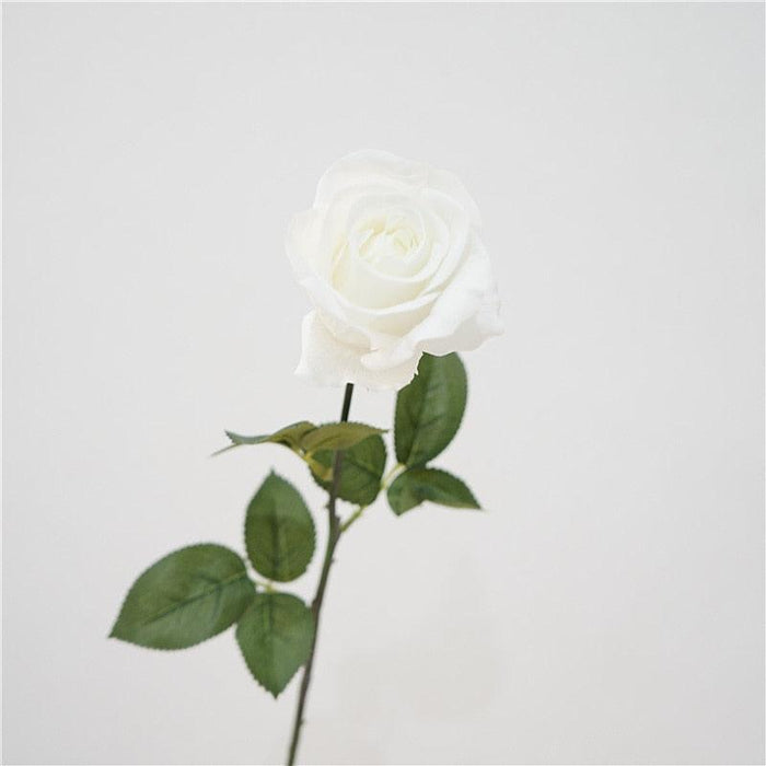 Luxurious Realistic Rose Bouquet - Premium Quality Lint Home Decoration for an Elegant Atmosphere