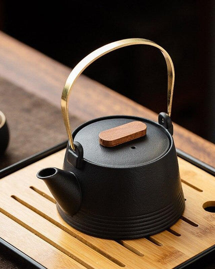 Elegant Japanese Tea Travel Set: Black Pottery Teaware with Convenient Carry Bag