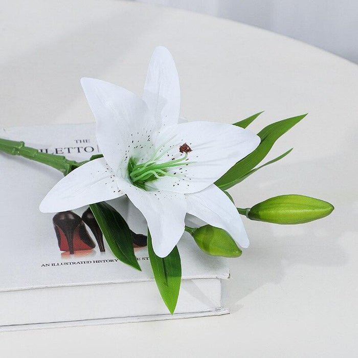 Elegant Lily Blossom Set for Sophisticated Home Decor and Special Occasions