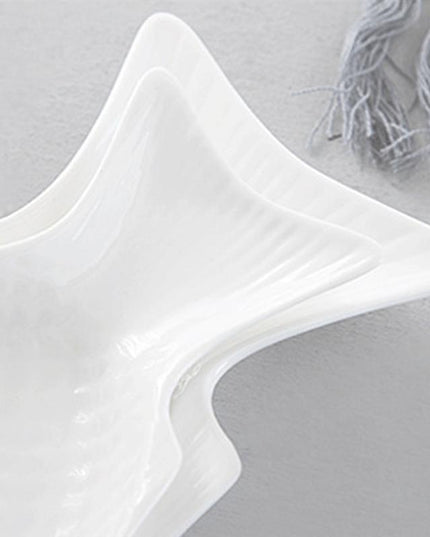 Elegant Fish-Shaped White Ceramic Dining Plate for Sophisticated Entertaining