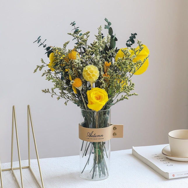 Elegant Eucalyptus and Daisy Dried Floral Display