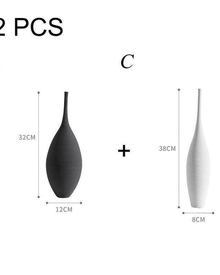 Elegant Artisan: Distinctive Black and White Handmade Ceramic Vase