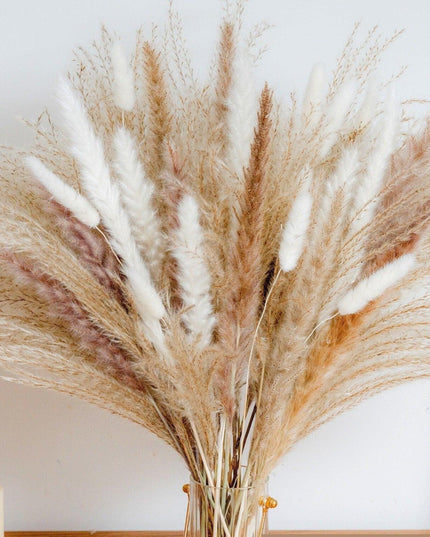 Elegant Dried Floral Arrangement with Pampas Grass - Ideal for Home Decor and Special Occasions