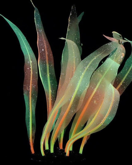 Vibrant Artificial Kelp Ornament for Aquatic Environments