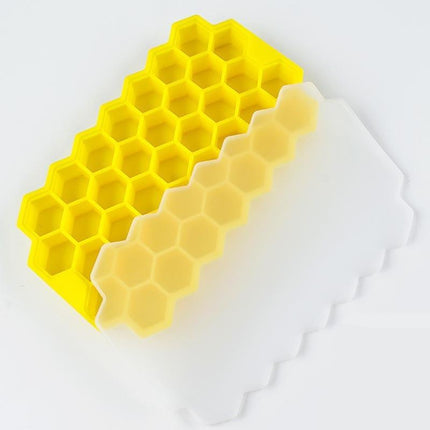 Honeycomb Shaped Silicone Ice Cube Tray with 37 Cavities and Lid - Perfect for Chilled Beverages