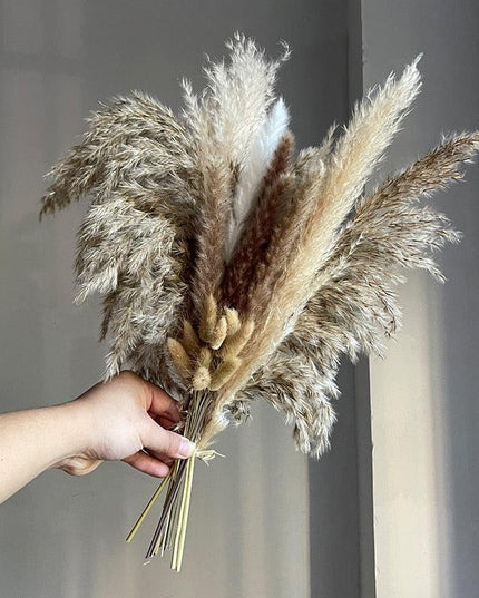 Cozy Nordic Boho Dried Flower Arrangement for Chic Home Styling