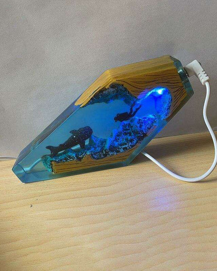 Mystical Underwater Adventure USB Desk Lamp with Whales and Diver - Enchanting Glow for Nighttime Ambiance