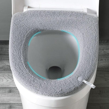 Winter Haven Plush Toilet Seat Cover with Easy-Clean Handle