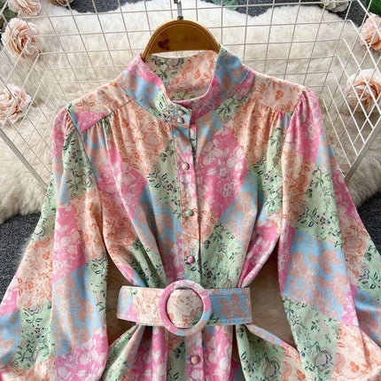 Chic Vintage Floral Midi Dress with Turtleneck and Elegant Lantern Sleeves