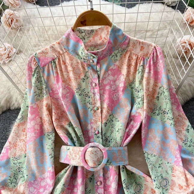 Chic Vintage Floral Midi Dress with Turtleneck and Elegant Lantern Sleeves