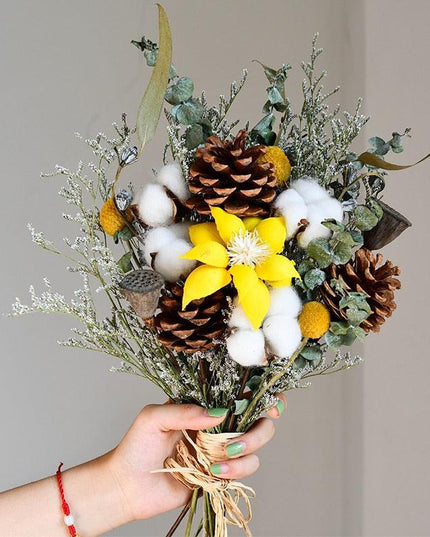 Eucalyptus and Daisy Dried Flower Hanging Arrangement - Natural Charm
