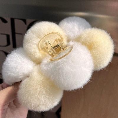 Elegant Plush Rabbit Hairball Shark Clip Claw - Stylish Hair Accessory