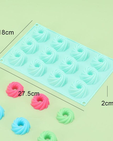 Creative 3D Silicone Sphere Mold for Innovative Baking Adventures