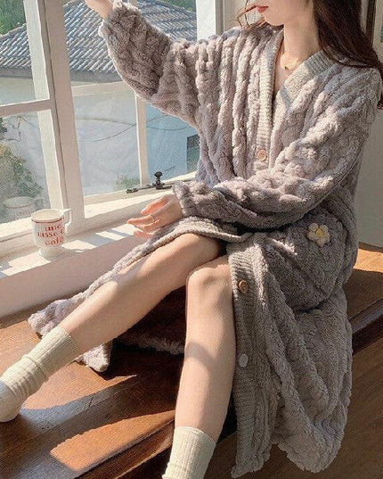 Lifelike Tulip Elegance - Exquisite Floral Arrangement for Home Decor