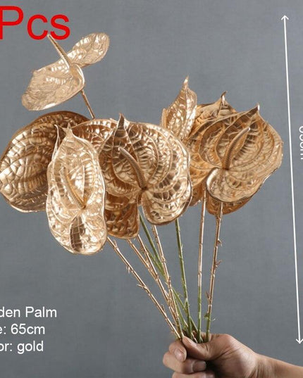 Elegant Golden Maple Leaf Home Decor Accent - Stunning Decorative Piece