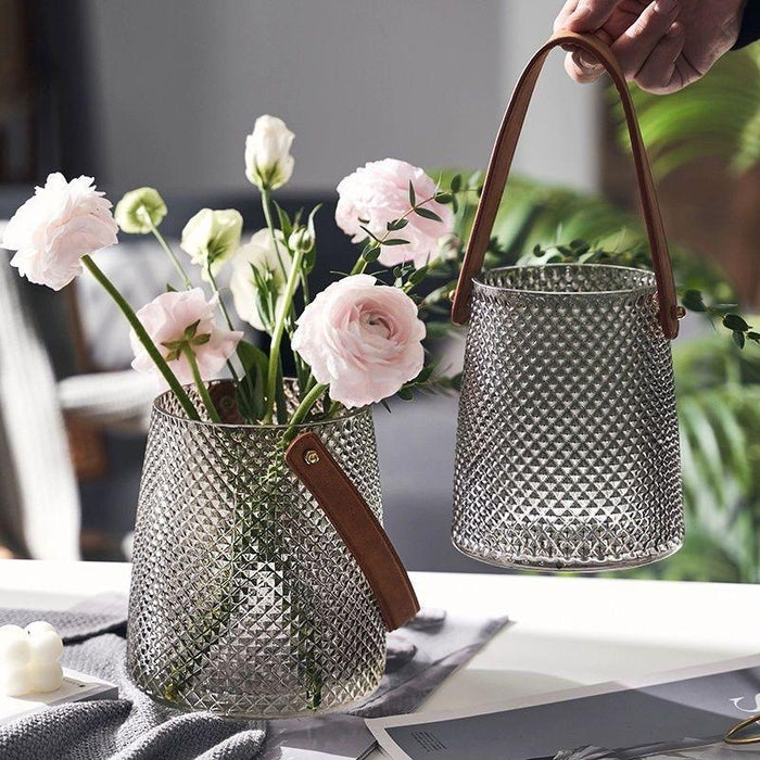 Retro Chic Glass Flower Vase: Elevate Your Home Décor