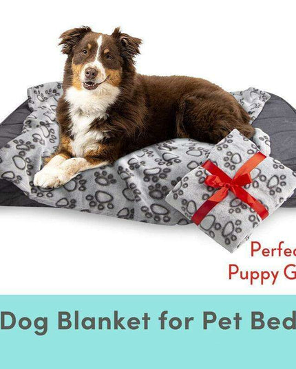 Paw Print Haven: The Ultimate Cozy Blanket for Your Furry Friend