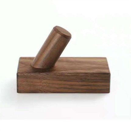 Elegant Nordic Wood Hook: Luxurious Botanical Accent for Chic Home Spaces