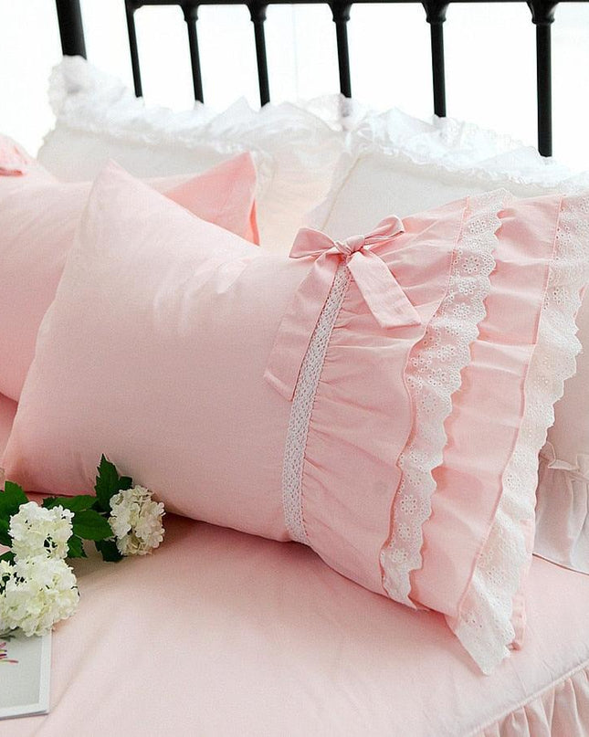 Charming Pink Cotton Cake Layers Bow Pillowcase Duo