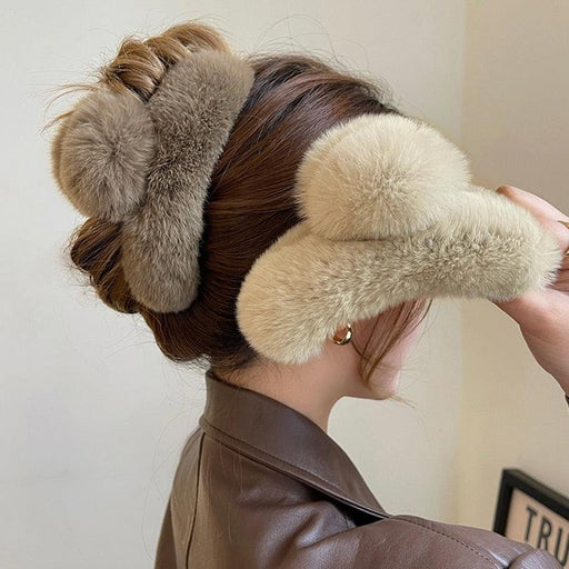 Plush Faux Fur Rabbit Hair Claw Clip - Stylish Hair Accessory for Women