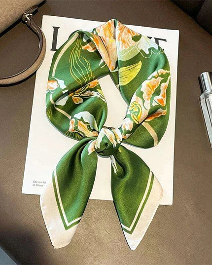 Exquisite Silk Square Scarf - A Touch of Timeless Sophistication for Women