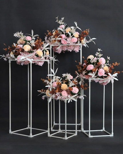 Gilded Allure: Versatile Metal Centerpiece Set for Elegant Gatherings