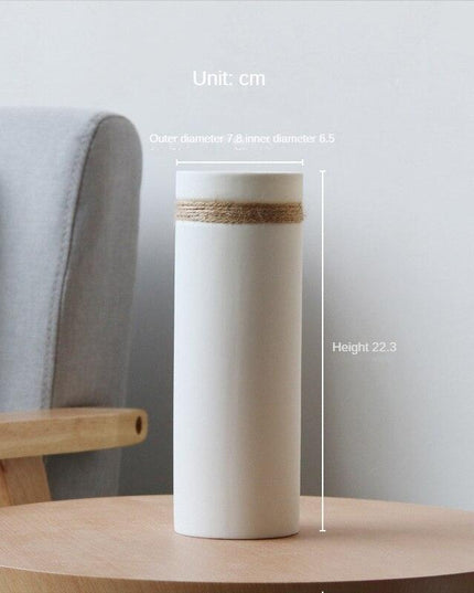 Elegant Ceramic Vase with Contemporary Hemp Rope Detail for Stylish Home Decor