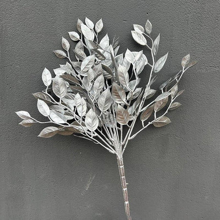 Elegant Golden Maple Leaf Home Decor Accent - Stunning Decorative Piece