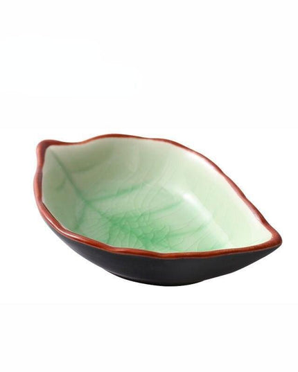 Elegant Leaf-Shaped Ceramic Condiment Dish Set for Stylish Serving