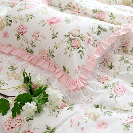 Elegant European Lace Ruffle Pillowcase - Classic White Luxury