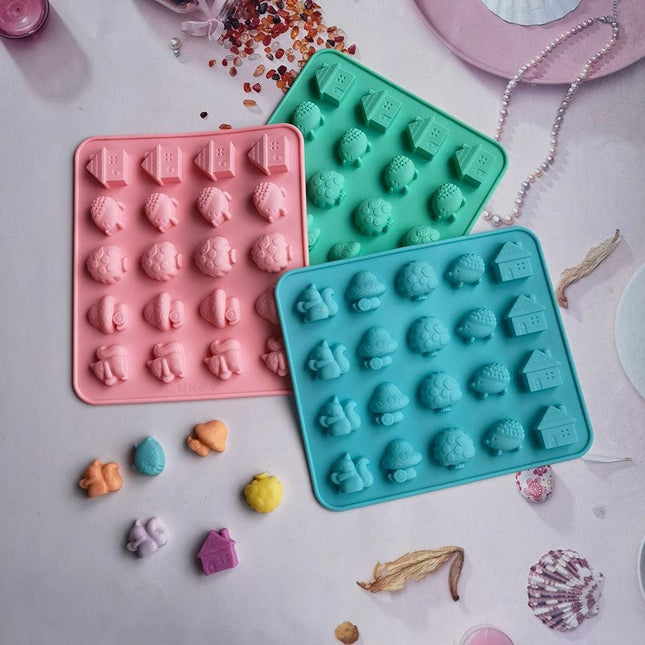 Animal Kingdom 3D Silicone Mold - Creative Baking and Crafting Tool with Safari-Inspired Designs